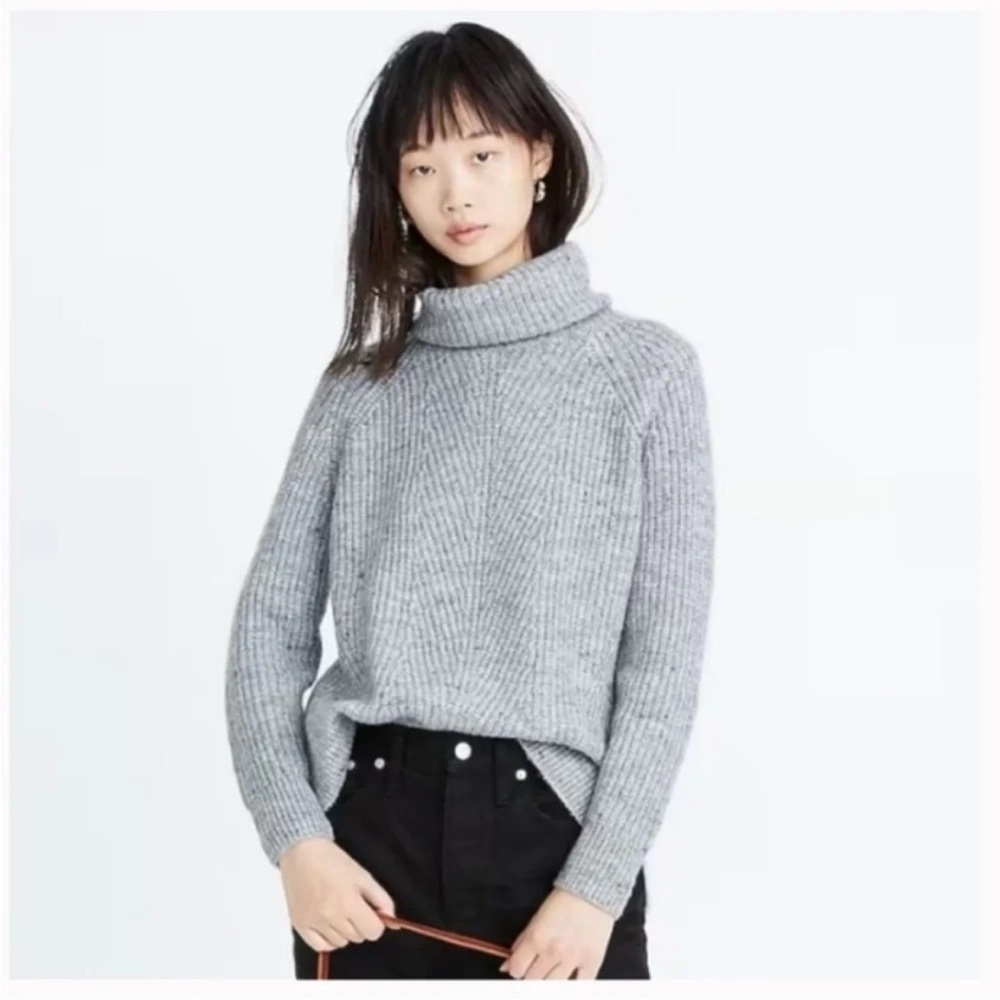 Madewell Women's heathered Gray Turtleneck Sweater- xs